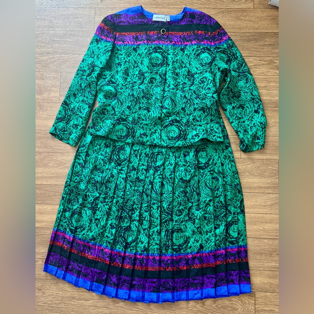 Vintage 80's Adrianna Papell 100% silk skirt suit set size 14